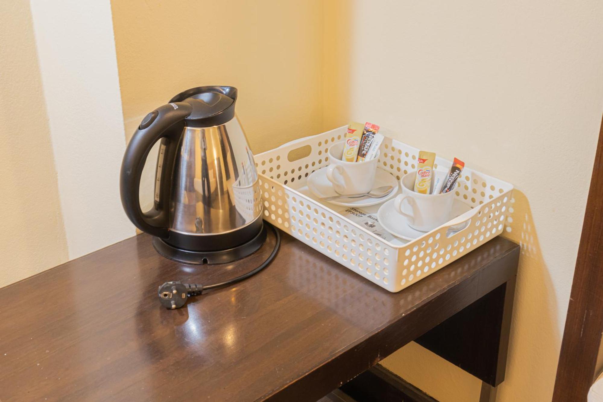 โรงแรม ซิตี้พาร์ค โคราช City Park Hotel Накхонратчасіма Екстер'єр фото