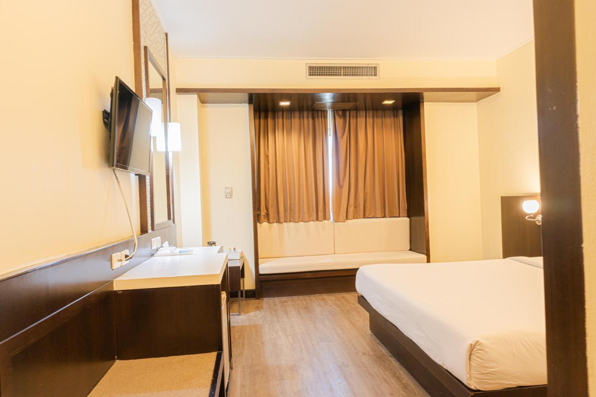 โรงแรม ซิตี้พาร์ค โคราช City Park Hotel Накхонратчасіма Екстер'єр фото