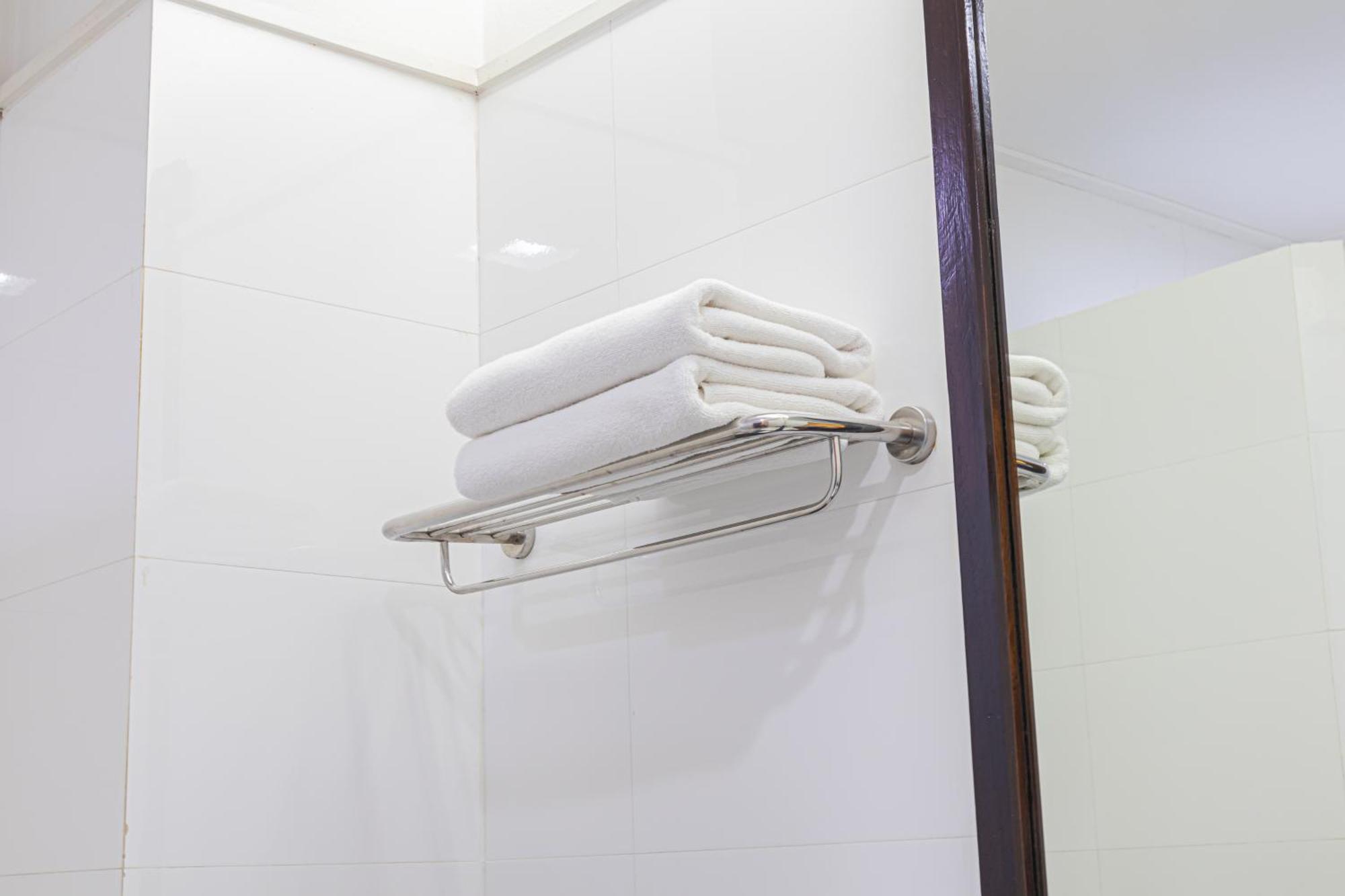 โรงแรม ซิตี้พาร์ค โคราช City Park Hotel Накхонратчасіма Екстер'єр фото
